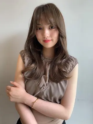 ミディアム カラー 透明感/オリーブ/ グレージュ/YUKAのヘアスタイル