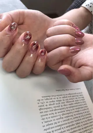 ネイル 黒葛原 めぐみのネイルデザイン