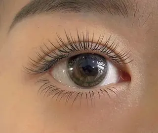 マツエク・マツパ りな☘️ 池袋のマツエク・マツパデザイン