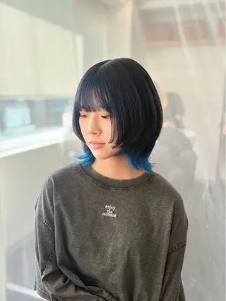 ミディアム カラー GaKu/ハイトーン /ブリーチ/レイヤーのヘアスタイル