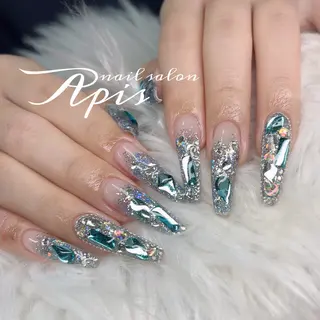 ネイル nailsalon Apis所属・Apis manakaのネイルデザイン