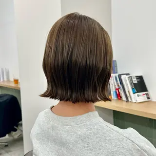 ミディアム カラー ブリーチなし/レイヤ ー特化🌈Tommyのヘアスタイル