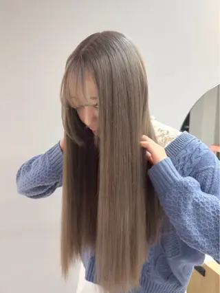 ロング カラー ヘアアレンジ 立川レイヤー 透明感カラーaoiのヘアスタイル