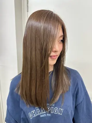 カラー 🤍🌿Chisa /透け感ヘア🌿🤍のヘアスタイル