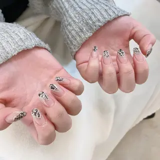 ネイル 【山岡】 ロイヤル•セラピストのネイルデザイン