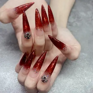 ネイル Vesper所属・ayaka ギャルネイル🎀のネイルデザイン