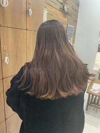 ミディアム 透明感color吉田 沙羅のヘアスタイル