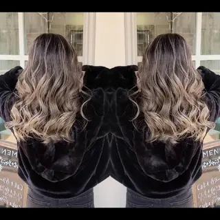 ロング カラー cherie所属・バレイヤージュ/ ハイライト/大内格のヘアスタイル