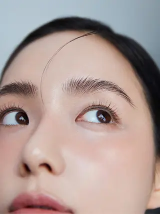 アイブロウ 11:06所属・たけだ ひとみの眉毛・アイブロウイメージ