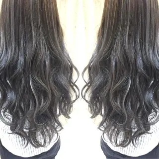 カラー 中林 由佳のヘアスタイル