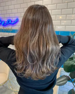 ロング カラー 新宿/韓国レイヤー/ 顔周りカット松本美晴のヘアスタイル