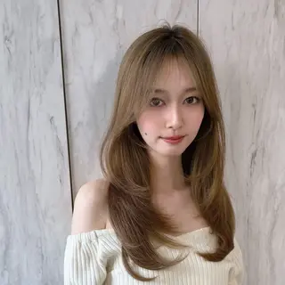 ミディアム 新宿/小顔レイヤー/ 顔まわり/西慶太朗のヘアスタイル