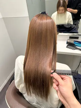 セミロング Wisteria所属・美髪特化✨ 伊織✨縮毛矯正✨のヘアスタイル