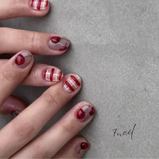 ネイル 7 NAILのネイルデザイン