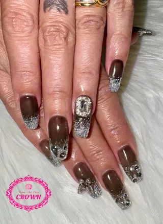 ネイル CROWN プライベートサロンのネイルデザイン