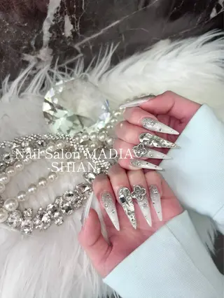 ネイル MADIA所属・MADIA SHIANのネイルデザイン