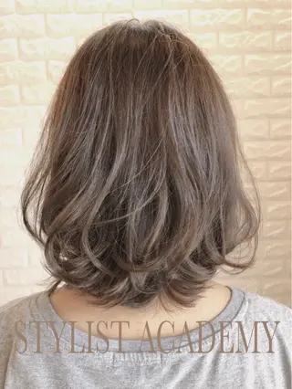 ミディアム SENSEスタイリストアカデミー守谷校所属・サロンアカデミー 増渕　規泰のヘアスタイル