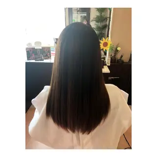 ロング やまぐち まりんのヘアスタイル
