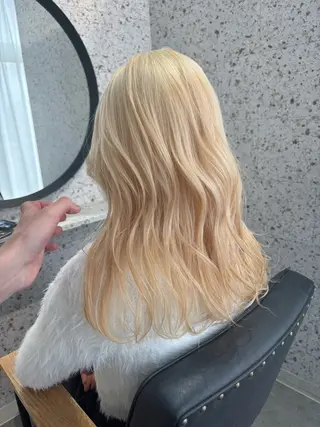 ロング カラー lani hair salon所属・SHOTO ハイトー ン/デザインカラーのヘアスタイル