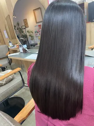 ロング Tsuyoshi 【Rosso】のヘアスタイル