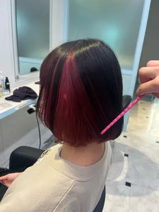 ショート カラー ブリーチカラー 🩵MIZUKIのヘアスタイル