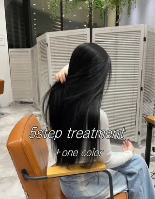 自然と惹かれる🪷 艶カラー/茉優♩のヘアスタイル