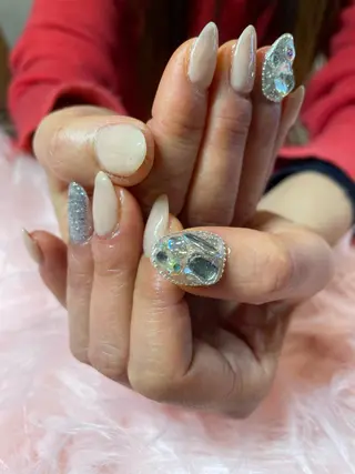 ネイル Tweedia sayaneeのネイルデザイン