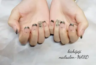 ネイル Salon-NAKO 🐷shirai🐷のネイルデザイン