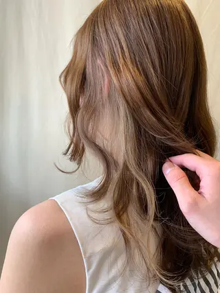 セミロング カラー ヘアアレンジ 🔶似合わせセンター パート/ヤス🔶のヘアスタイル