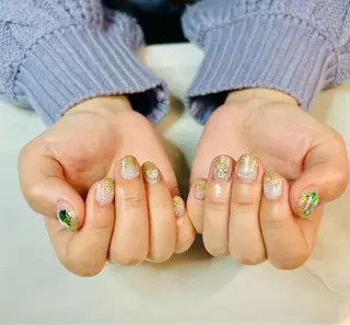 ネイル Y's TONEのネイルデザイン