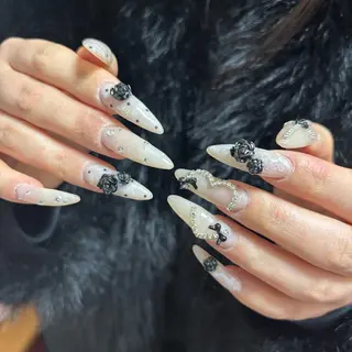 ネイル Sharesalonmariris所属・韓国/ワンホン/ yukiのネイルデザイン