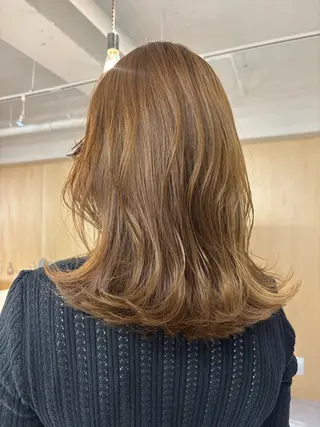 ミディアム ボブ/ベージュ /MIYUのヘアスタイル