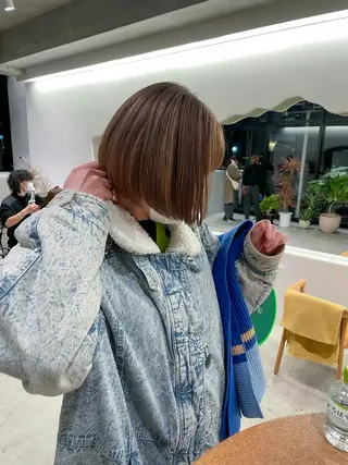 ショート カラー ヘアアレンジ ミニボブ/ブリーチ 🌈MISATOのヘアスタイル