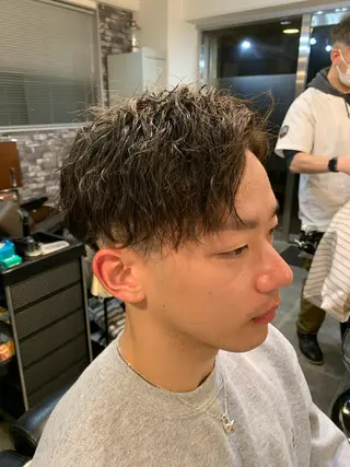 ショート パーマ メンズ CARNEL所属・メンズ専門CANEL かずまのヘアスタイル