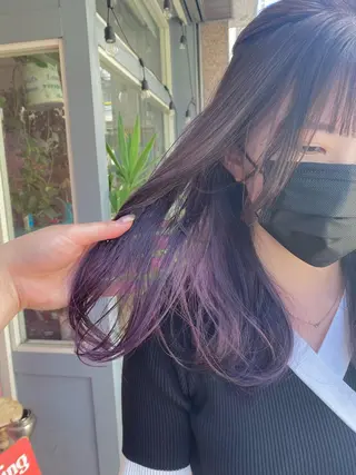 ミディアム カラー ヤスザトアヤノ ／レイヤー／オリーブのヘアスタイル