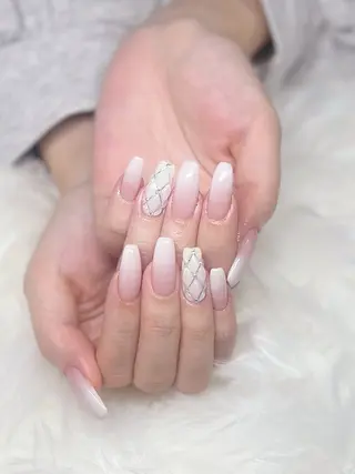 ネイル Revia所属・Revia おおだちあやなのネイルデザイン