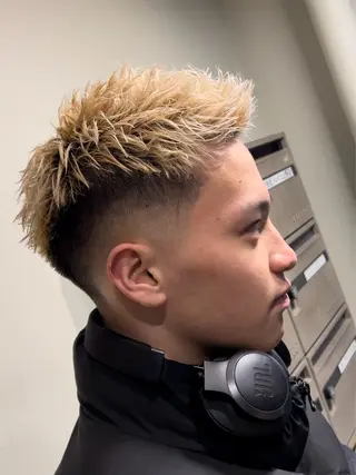 ショート million bucks神田店所属・椿 智行のヘアスタイル