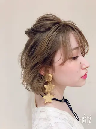 ショート ヘアアレンジ ウルフカット／吉村 桃子のヘアスタイル