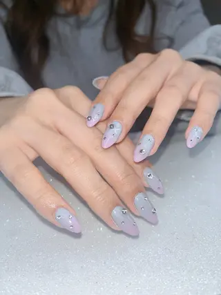 ネイル VIERU YURIのネイルデザイン