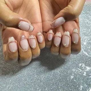 ネイル VIERU 🌈🎀💖のネイルデザイン