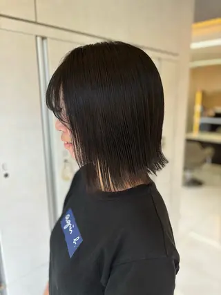 ミディアム Iris by artina 武蔵小杉店【イリス バイ アルティナ】所属・🎼レイヤー/顔周り カット/nene♬のヘアスタイル