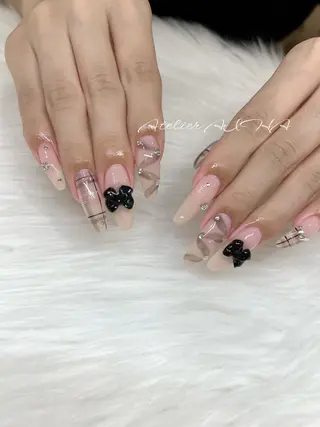 ミディアム アトリエAIHA所属・アトリエAIHA★ フィルイン推奨サロンのネイルデザイン