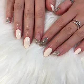 ネイル 西岡 杏のネイルデザイン