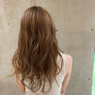 ロング カラー 一ノ瀬 蘭のヘアスタイル