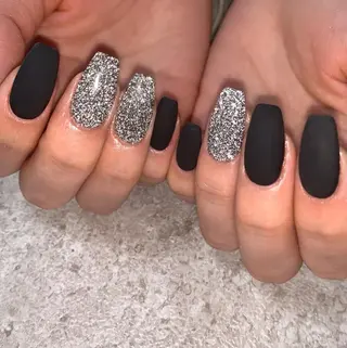 ネイル S♡JEWEL所属・S. JEWELのネイルデザイン