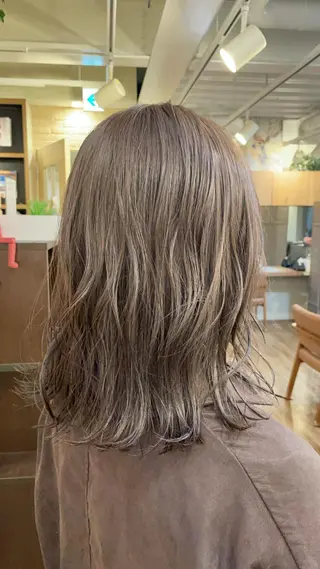 セミロング 林 花鈴🐇🌸のヘアスタイル