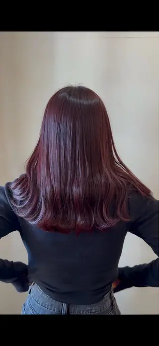 カラー 小野 楓未のヘアスタイル