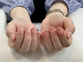 ネイル プラスネイル銀座中央通り店所属・はちや ゆいなのネイルデザイン