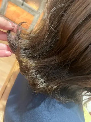 カラー 関根 菜帆のヘアスタイル