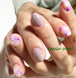 ネイル Elio所属・Elio 国泰寺のネイルデザイン